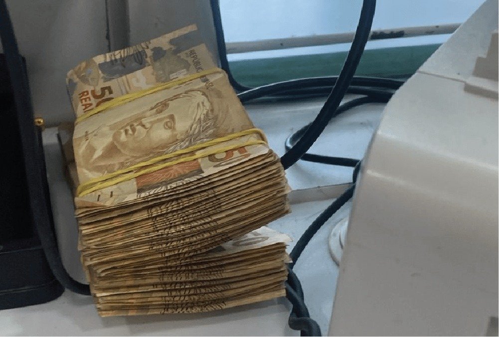 Imagens recebidas pelo suspeito de dentro da lotérica (Foto: Divulgação/ PC-AM)