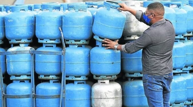 Sem pagamento do Auxílio Gás em janeiro, famílias afetadas aguardam volta do benefício em fevereiro