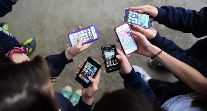 celulares-escola