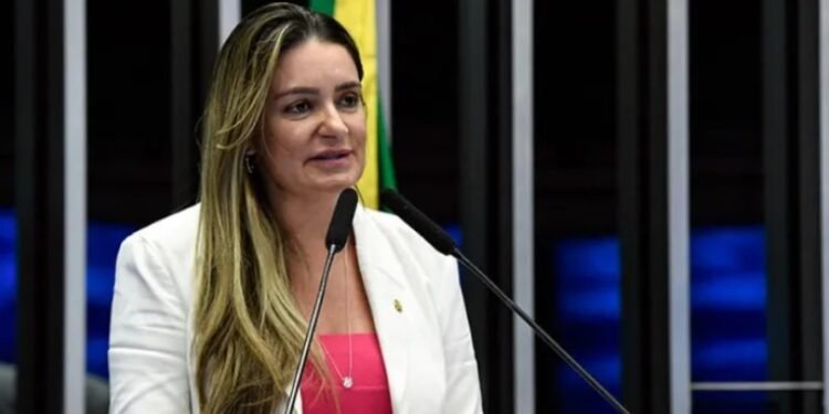 De autoria da senadora Augusta Brito, a lei determina a extinção do Fundo de Investimentos da Amazônia (Finam) e do Fundo de Investimentos do Nordeste (Finor) (Foto: Reprodução/ internet)