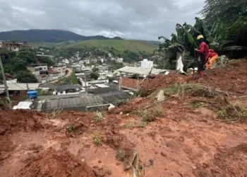 Deslizamentos em Ipatinga deixam pelo menos cinco mortos