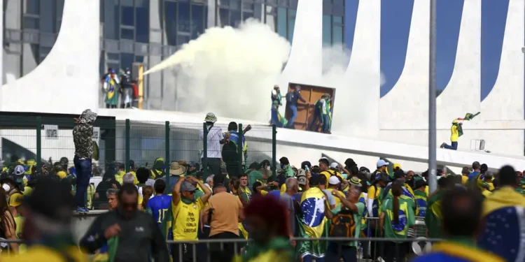 Abraço à democracia marcará dois anos da tentativa de golpe