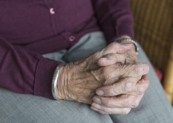 MPAM investiga denúncias de maus-tratos contra idosos em abrigo de Iranduba