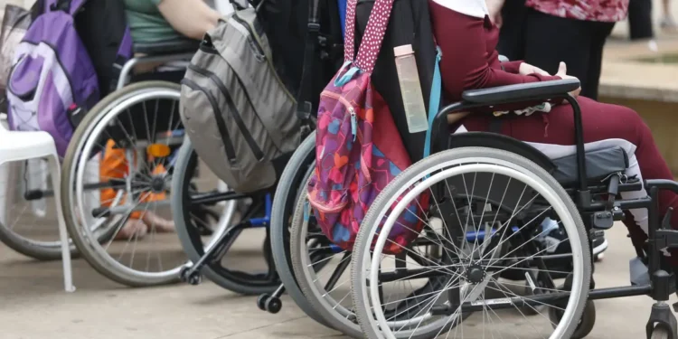 Ministérios firmam acordo de política para pessoas com deficiência