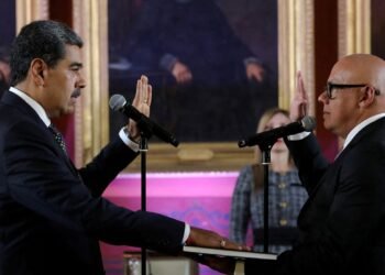 Maduro: 'esta posse venezuelana constitucional não puderam impedir'