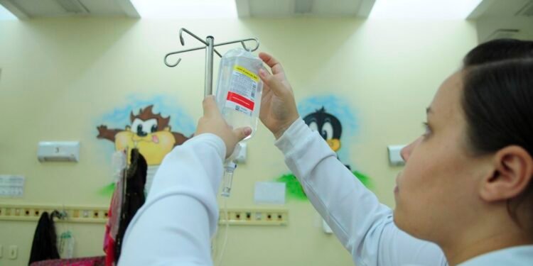 Exame para detectar doença rara em recém-nascido torna-se obrigatório