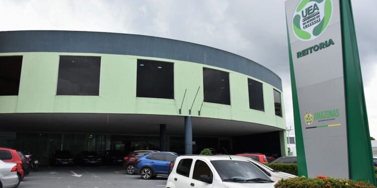 MPAM investiga ausência de postos de inscrição físicos para concursos vestibulares da UEA