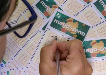 Mega-Sena sorteia neste sábado prêmio acumulado em R$ 120 milhões
