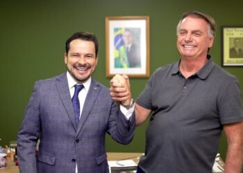 Alberto Neto confirma que será candidato de Bolsonaro ao Senado em 2026