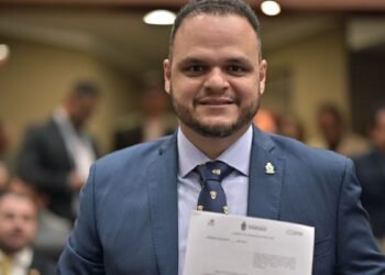 Aldenor Lima articula criação de Comissão de Proteção e Bem-Estar Animal e mira presidência