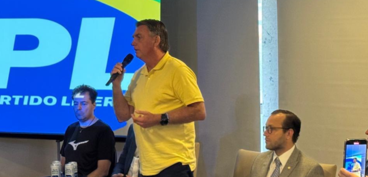 Bolsonaro alinha estratégia para PL ter candidato ao Senado em todos os estados em 2026