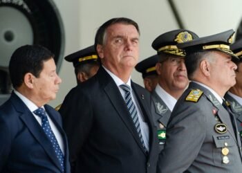 Bolsonaro-denunciado-golpe