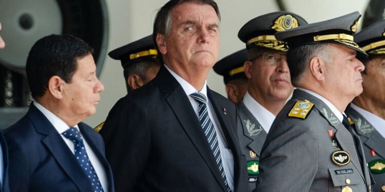 Bolsonaro-denunciado-golpe