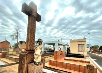 Justiça recomenda medidas contra sepultamentos irregulares em Maués