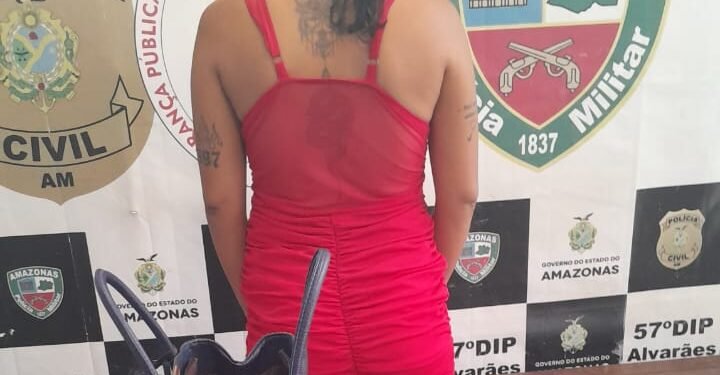 Mulher é presa por jogar cocaína em via no Amazonas