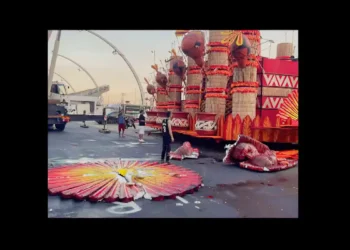 Chuva de granizo danifica alegorias de escolas de samba de São Paulo