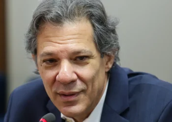Mercado financeiro está mais tenso do que em outros tempos, diz Haddad