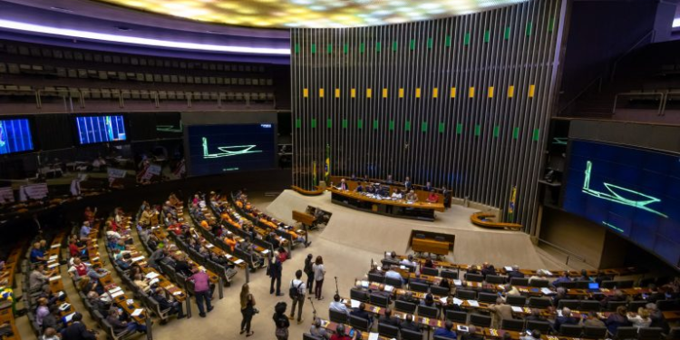 Eleição para presidência da Câmara será realizada neste sábado