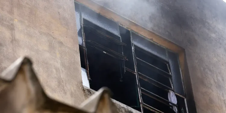 Morre vítima de incêndio em fábrica de fantasias no Rio de Janeiro