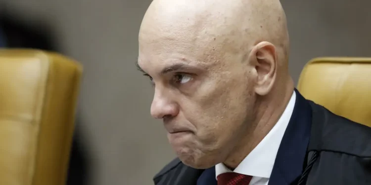 Bolsonaro volta a pedir prazo de 83 dias para apresentar defesa