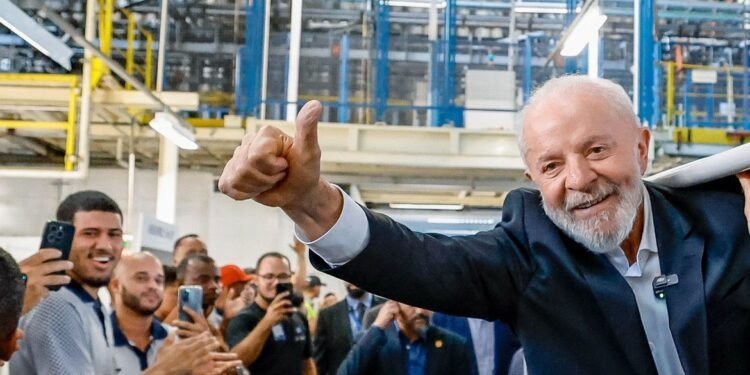 Lula: é dever do governo garantir cenário estável para investimentos