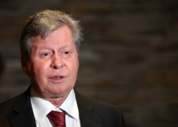 Nas suas redes sociais, o ex-prefeito de Manaus pediu um julgamento justo ao ex-presidente da república (Foto: Reprodução/ internet)