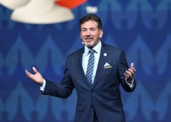 Deputado do AM pede que presidente da Conmebol fique impedido de entrar no Brasil