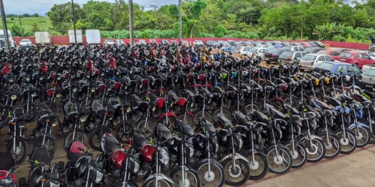 Detran-AM: visitação de veículos em leilão inicia dia 26 de março