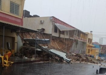 Muro desaba durante chuva e homem fica ferido na Praça 14