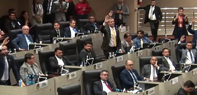 'A população é quem paga a conta', oposição critica aprovação de empréstimo bilionário para Prefeitura de Manaus