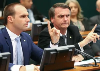 eduardo-bolsonaro-e-jair-bolsonaro