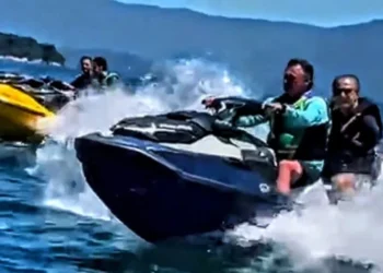 Malafaia discute com senador após passeio de jetski com Bolsonaro no carnaval