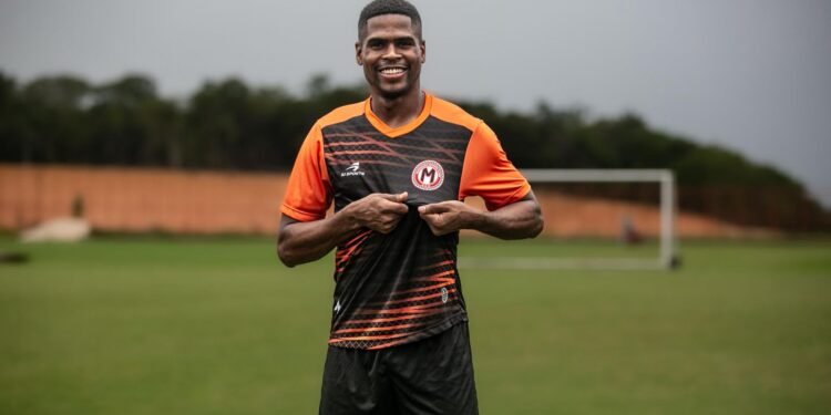 geninho-zagueiro-manauara