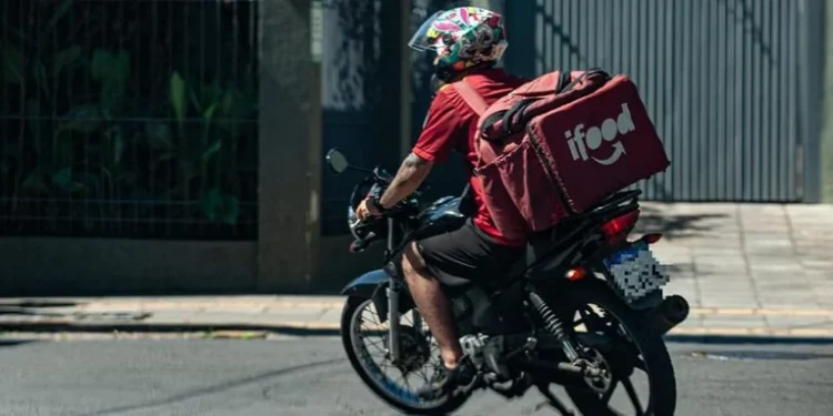 Entregadores de aplicativo paralisam atividades no começo desta semana na Capital e outros municípios | Foto: Camila Cunha