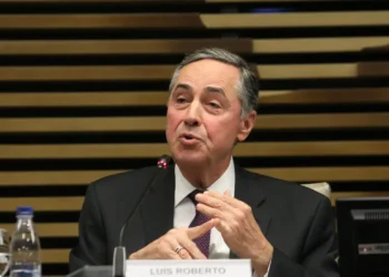 Barroso diz que país vive 'epidemia de violência doméstica'