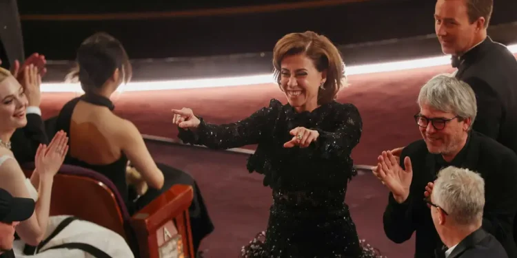 Autoridades comemoram Oscar e elogiam atuação de Fernanda Torres