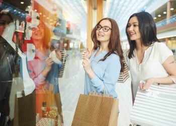 Direitos das mulheres consumidoras: o que você precisa saber no Dia Internacional da Mulher