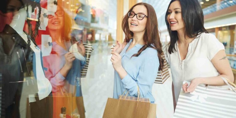 Direitos das mulheres consumidoras: o que você precisa saber no Dia Internacional da Mulher