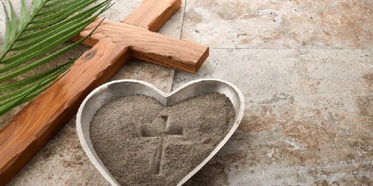 Quarta-feira de Cinzas é tempo de reflexão e renovação (Foto: Reprodução/Internet)