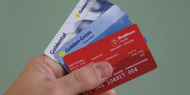 Lucro de planos de saúde aumentou 271% em 2024