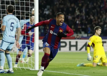 Palmeiras anuncia acerto com o atacante Vitor Roque