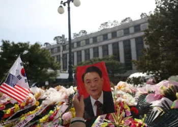 Após impeachment, Presidente da Coreia do Sul é destituído do cargo