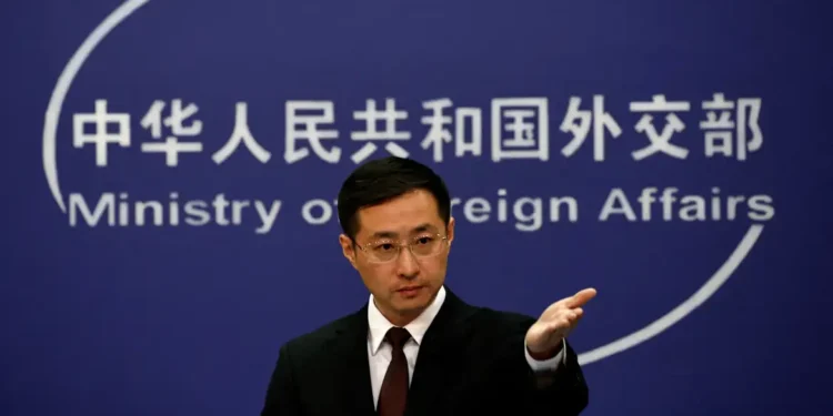 'China lutará até o fim', diz porta-voz sobre guerra comercial