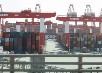 EUA vão taxar produtos da China em 104% a partir desta quarta