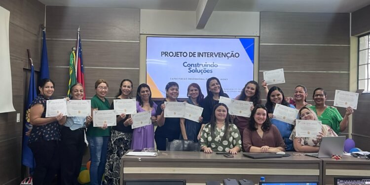 Apae Manaus realiza curso de capacitação profissional em Excel e Word com apoio de acadêmicas de Serviço Social da Fametro (1)