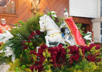 Devotos de várias religiões celebram o Dia de São Jorge em Manaus