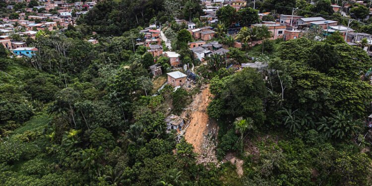 Fala Manaus Estamos a mercê do medo, desabafam moradores da comunidade Coliseu
