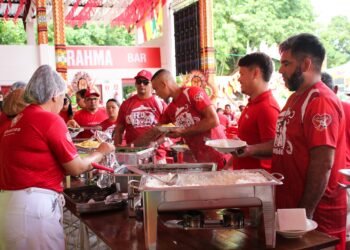 Tradicional feijoada na Cidade Garantido