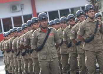 Novos bombeiros são convocados no Amazonas (Foto: Arthur Castro/Secom)