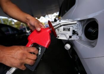 Valor cobrado no litro da gasolina em Manau